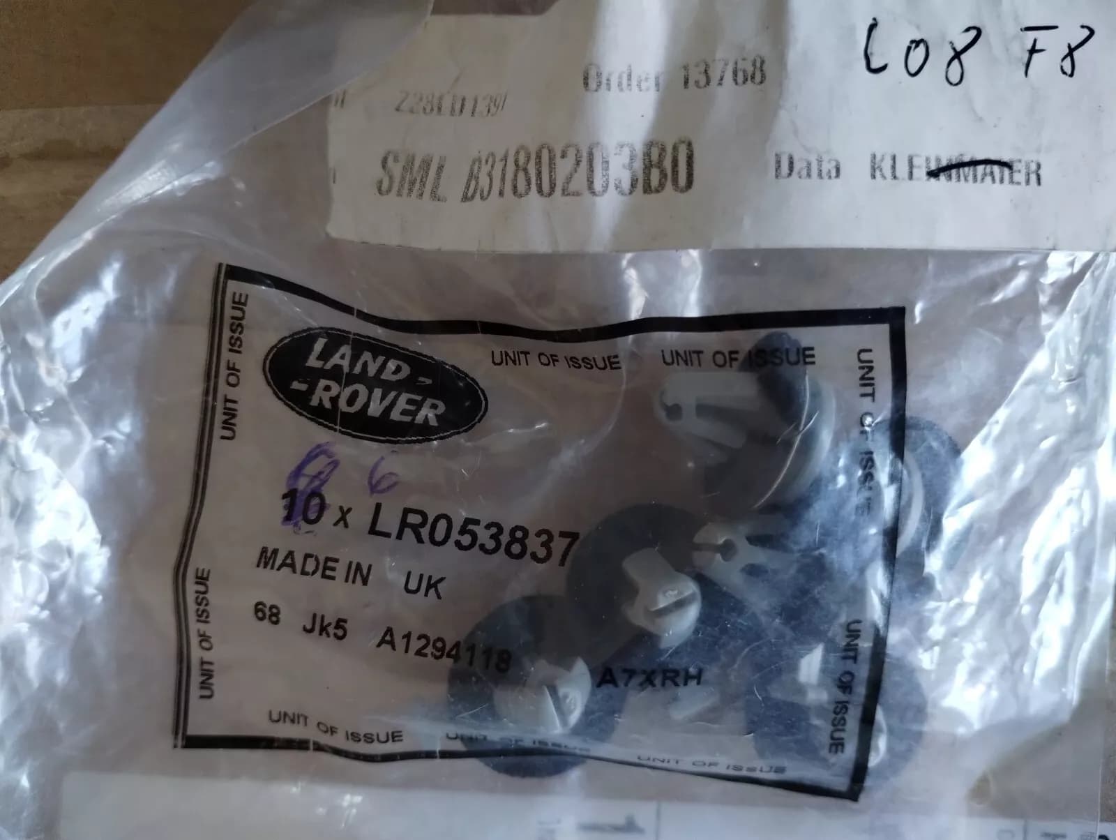 Genuine Jaguar, Land Rover, insulator clip 10 pcs No: LR053837