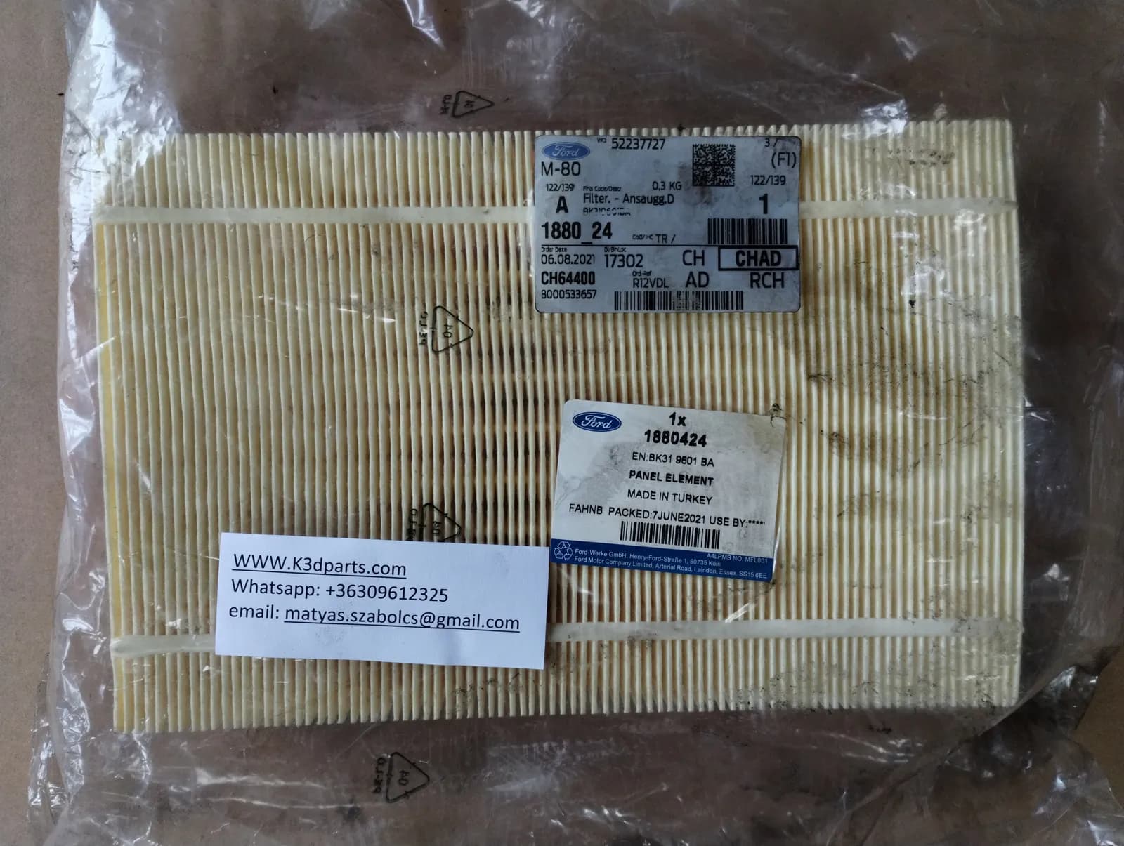 Genuine Ford Air filter, Transit.  1880424