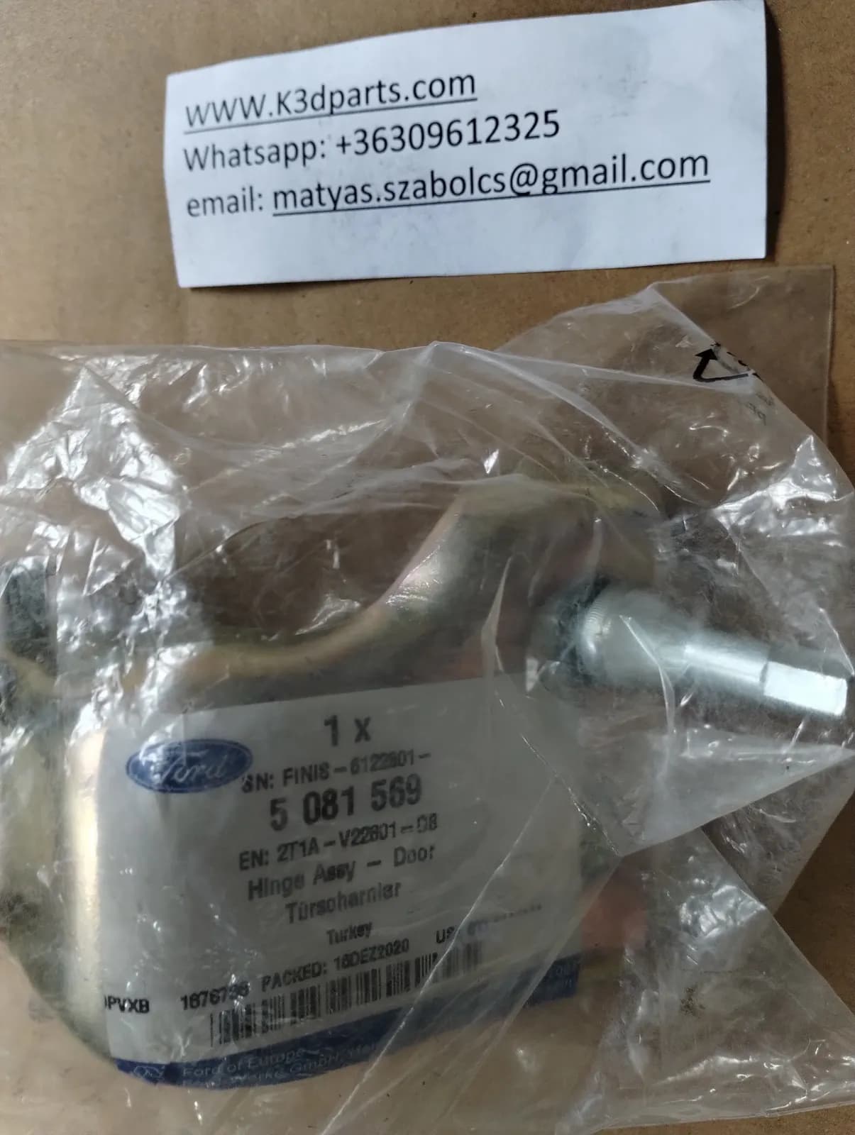 NEW GENUINE FORD TRANSIT Connect Mk2 Front Door Hinge. 