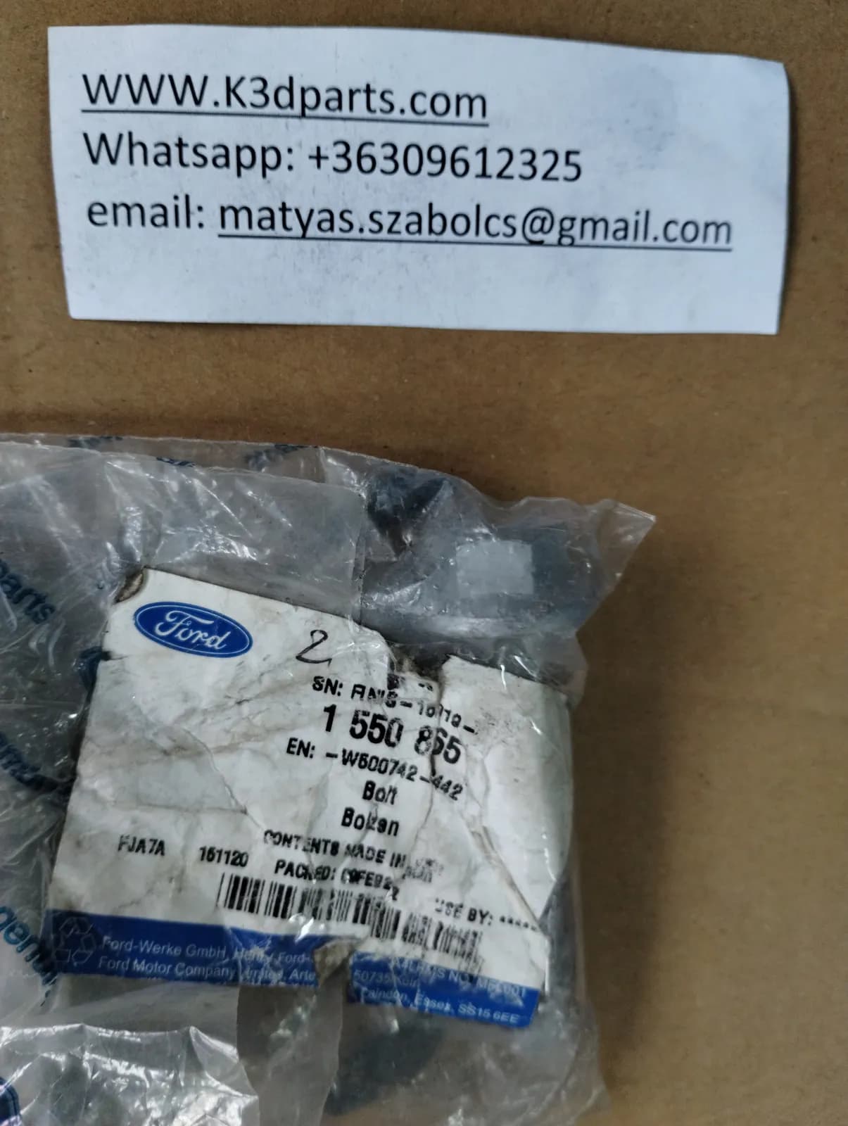 New Genuine Ford Bolt . Part Number 1550865.
