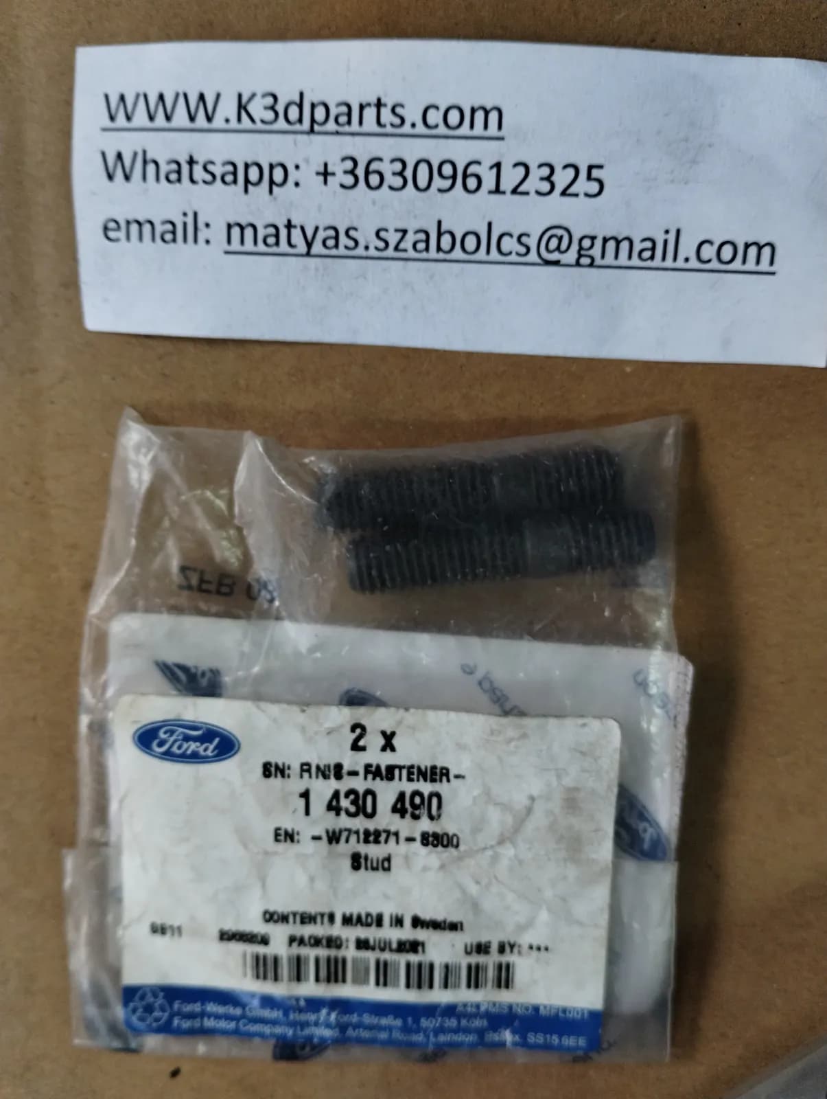 Genuine Ford Transit MK4 exhaust manifold stud. 2Pcs.