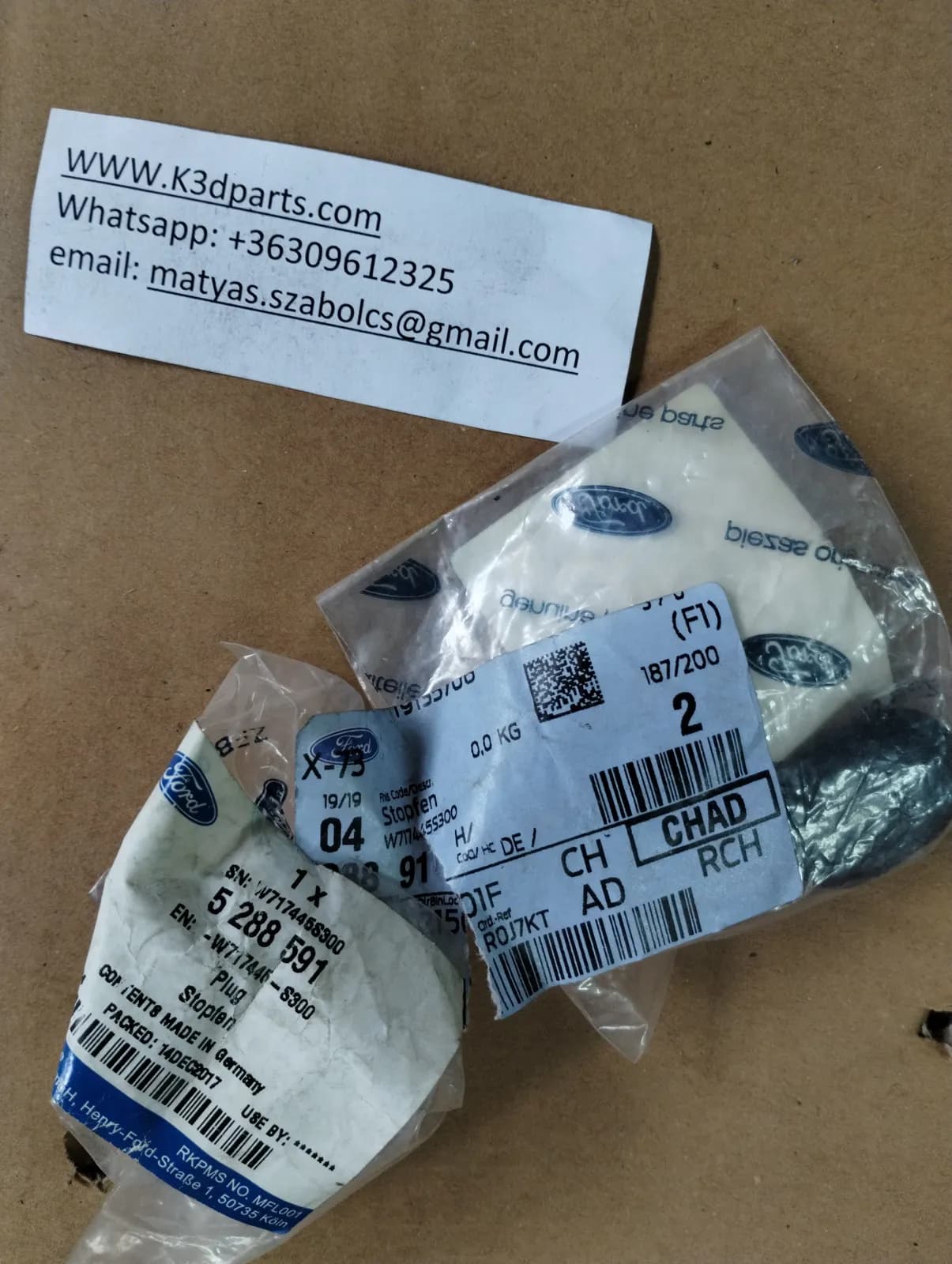 Genuine Ford Body Plug 2 Pcs. Part number 528859.