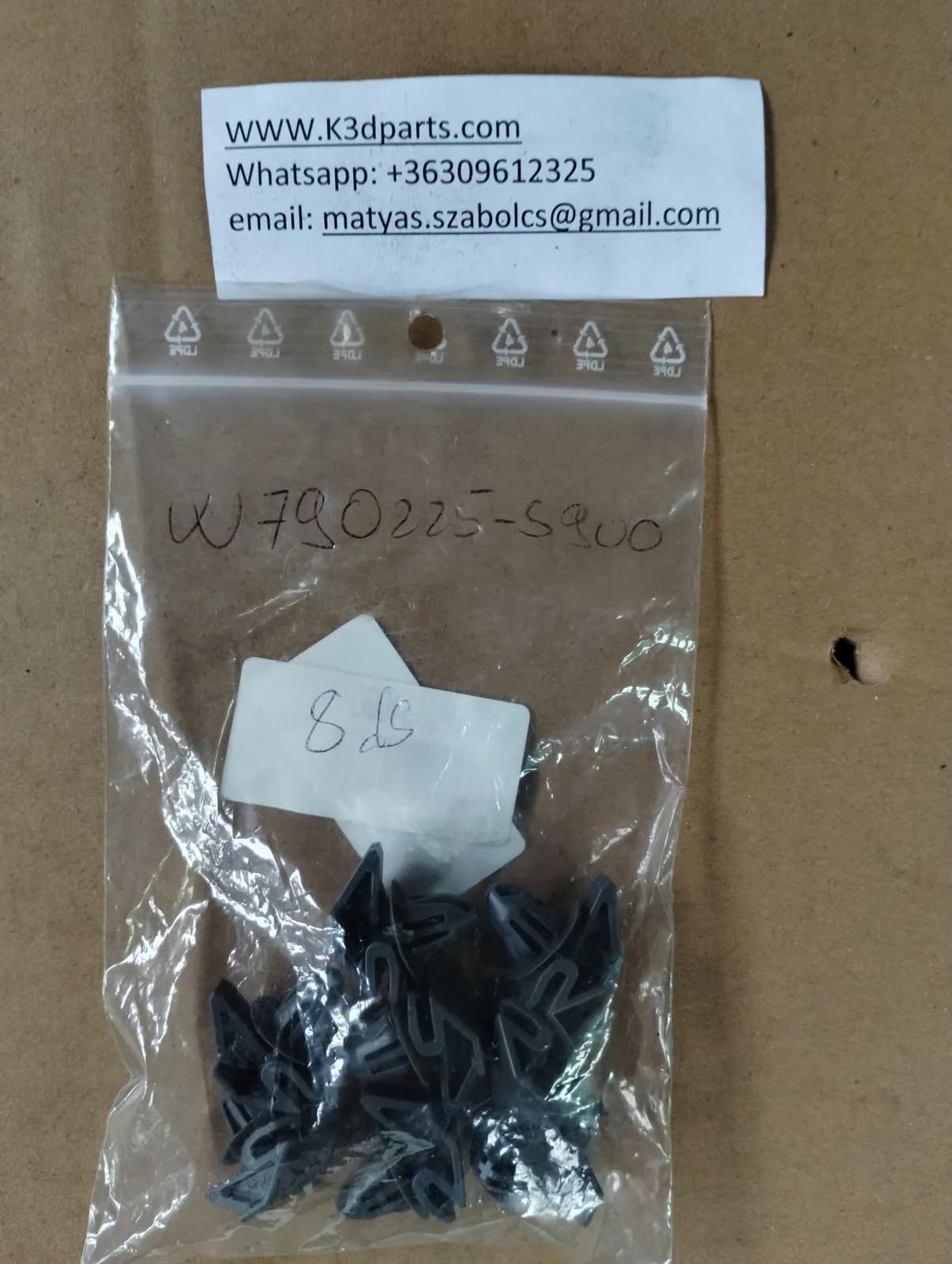 Genuine Ford Clip. Part number W790 2225 S900.