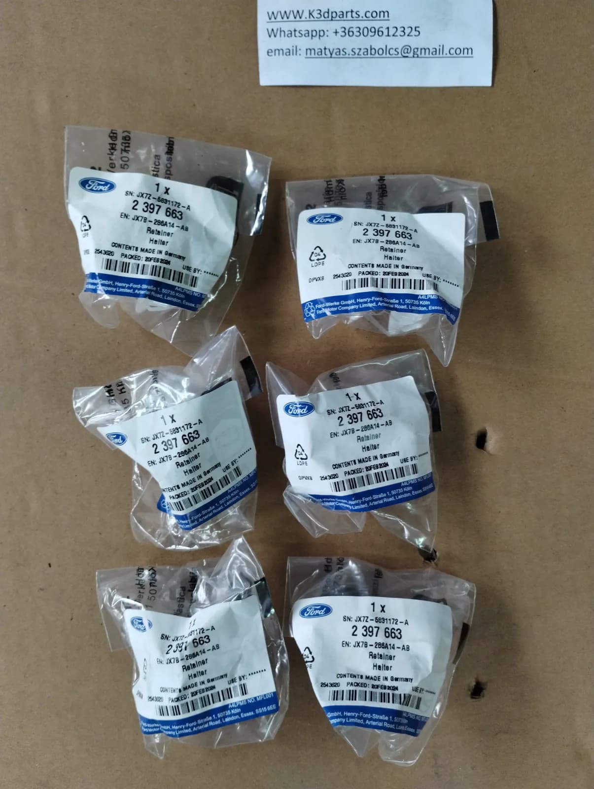 Genuine Ford Retainer. Part number 2397663, JX7B 286A14 AB.