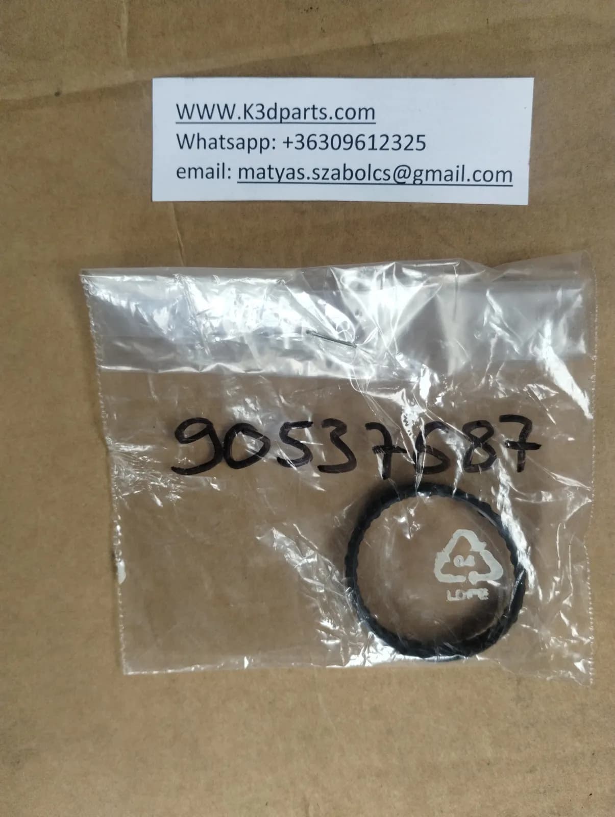 Genuine Saab Seal. Part Number: 90537687