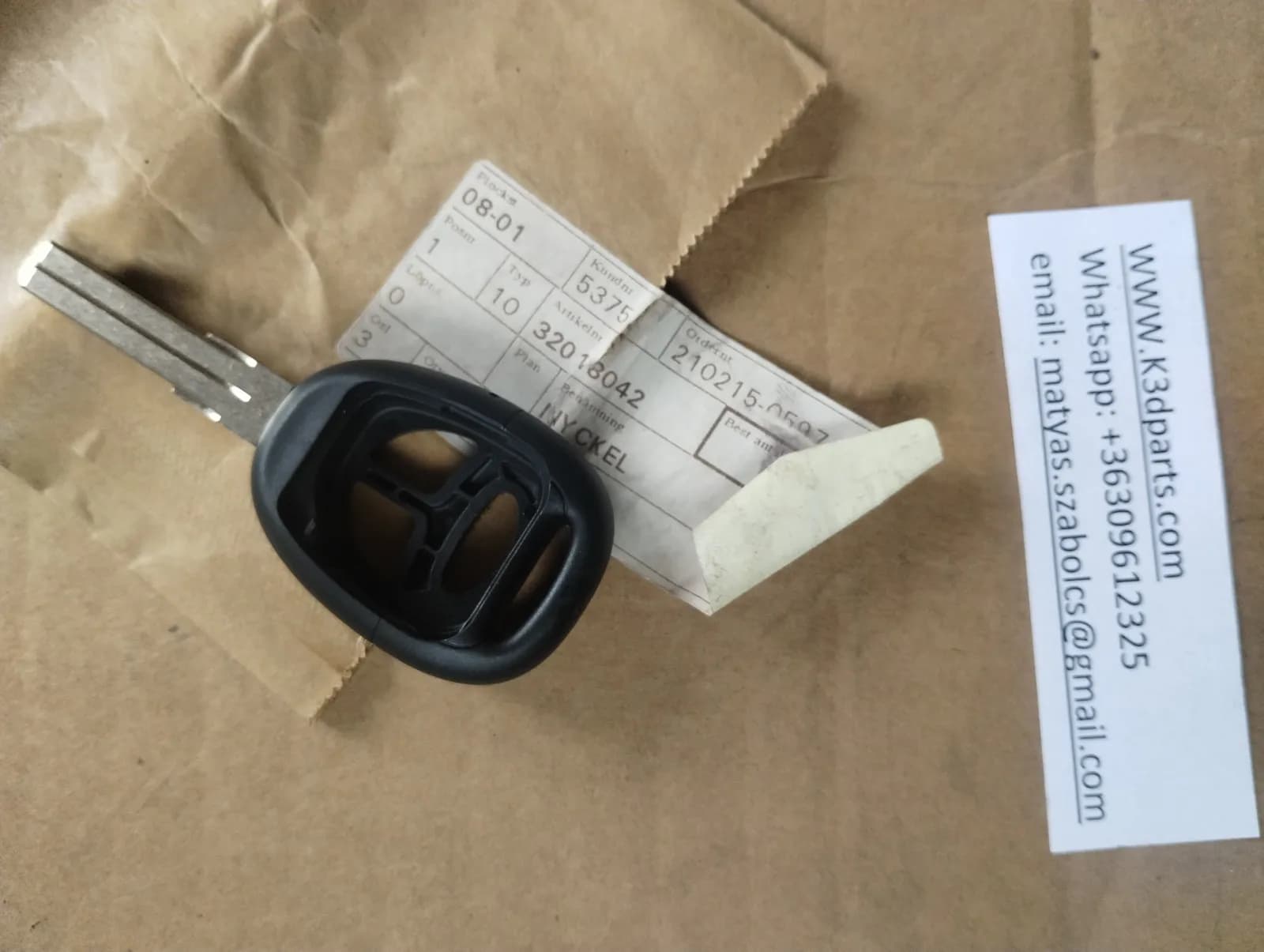 Genuine Saab Key semi finished "Thema" Saab 9-5 (-2010). Part number 32018042. 