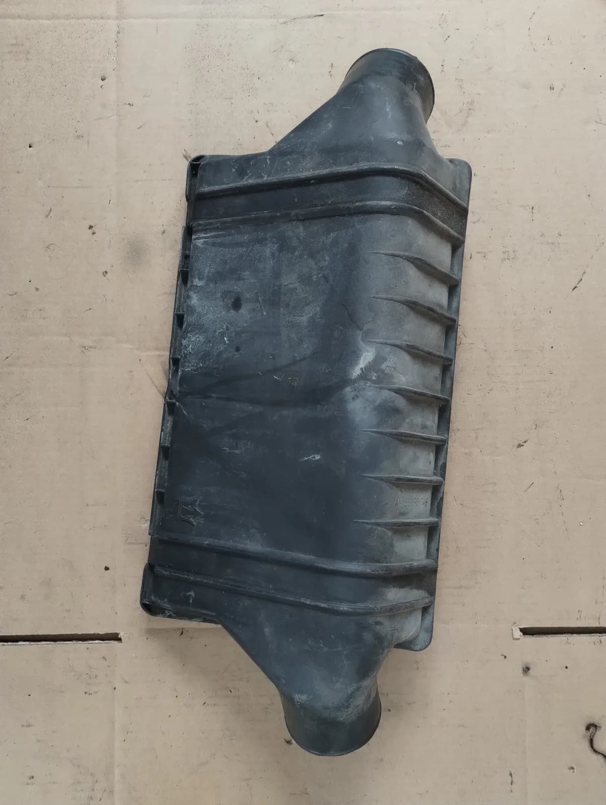 Genuine Maserati Biturbo Air filter housing. Part number 453053400, 312420108.