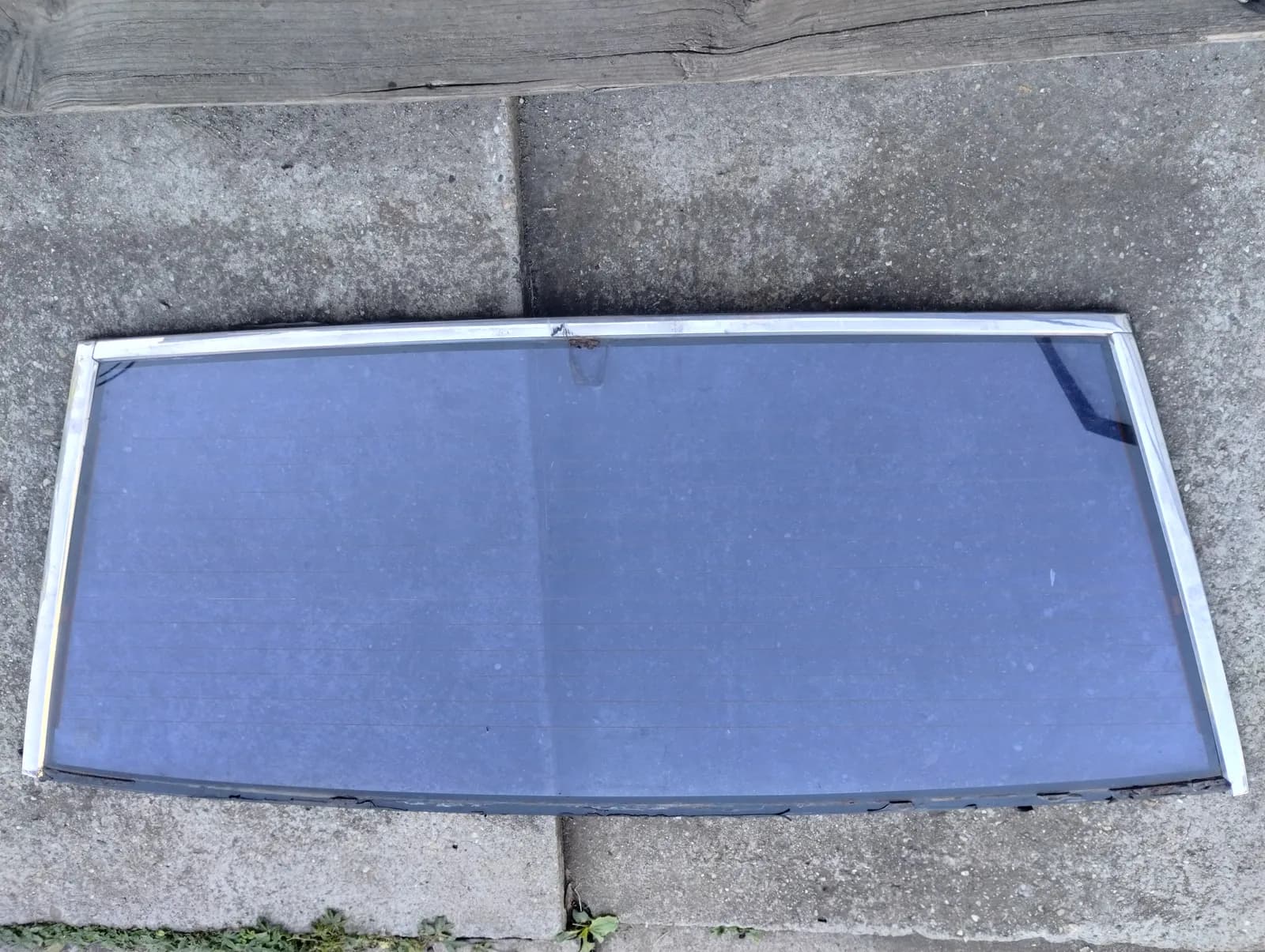 Genuine Maserati Biturbo Rear Window Glass.