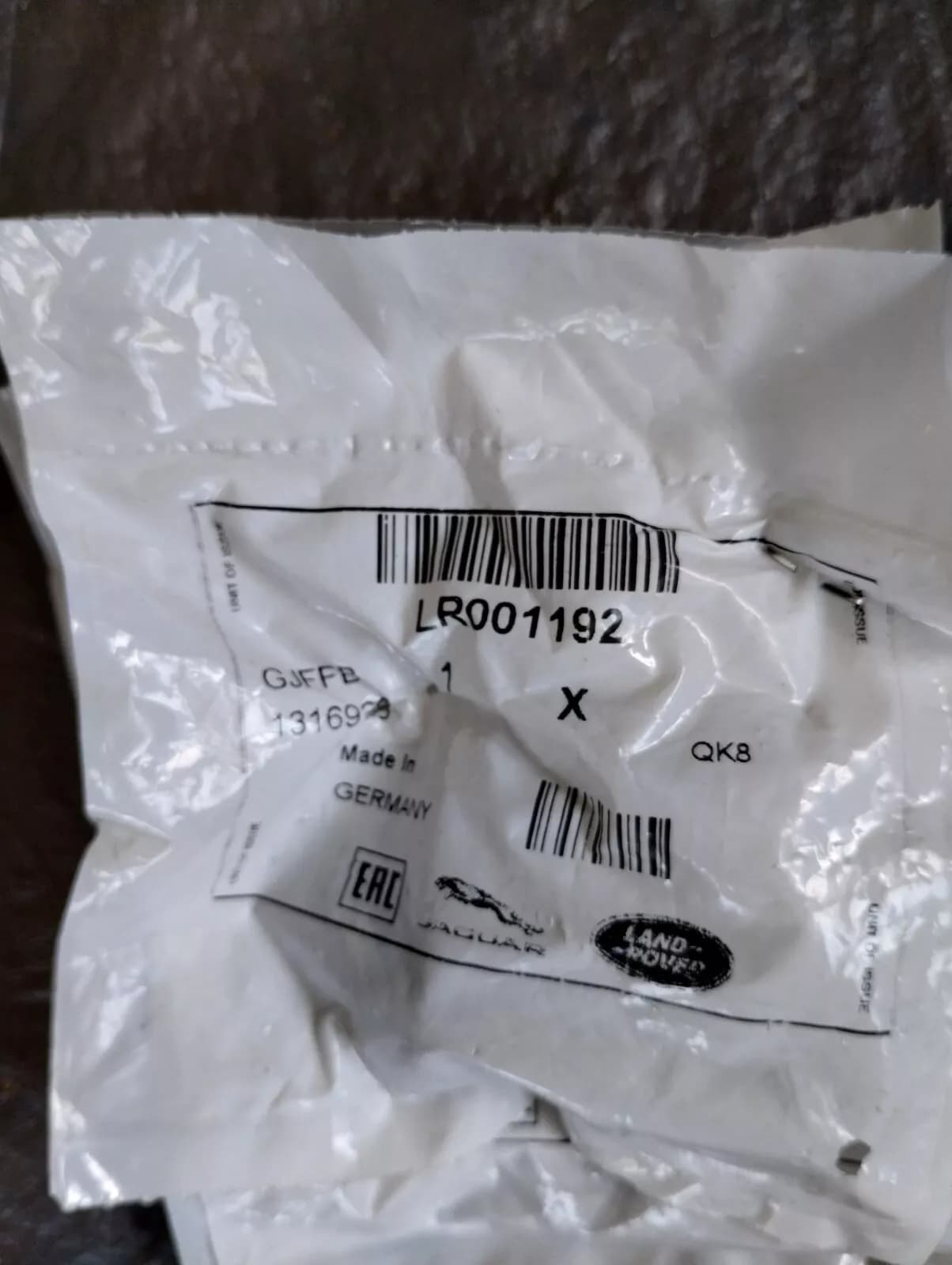 Genuine Jaguar, Land Rover, bolt 6 Pcs Nr: LR001192