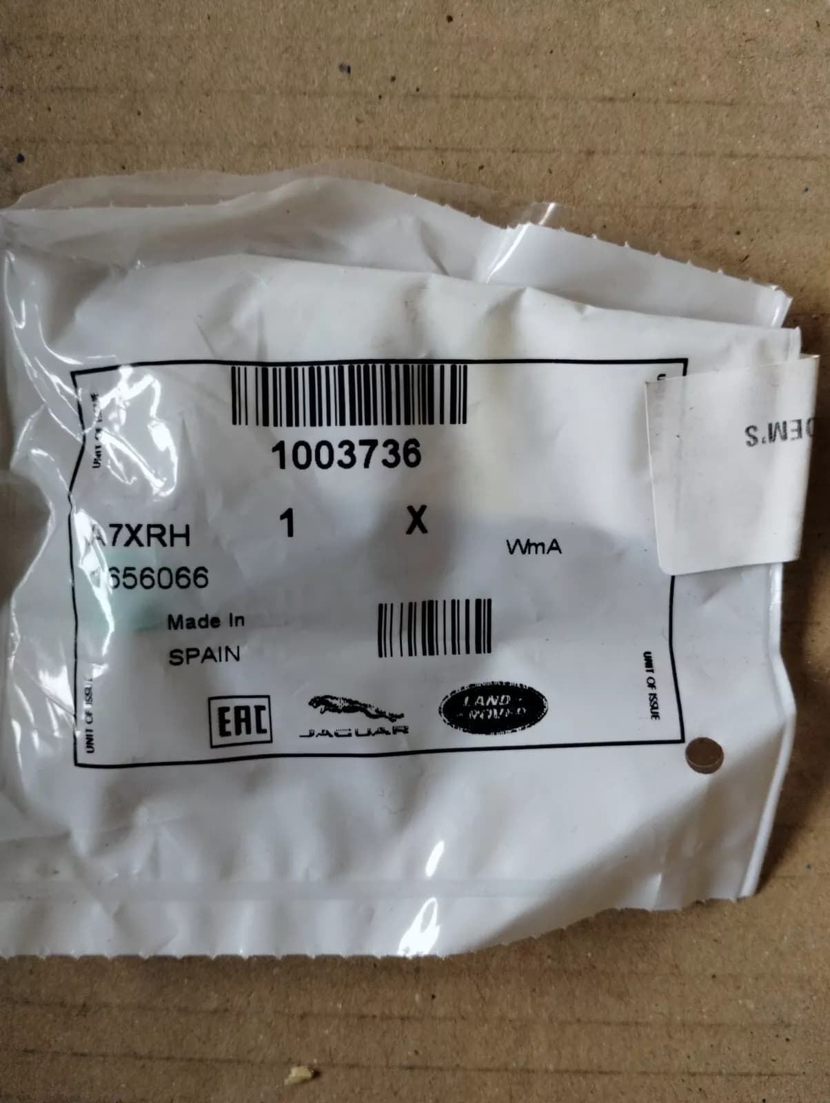 Genuine Jaguar, Land Rover, Exhaust Stud Spacing Sleeve 1 Pcs No: 1003736